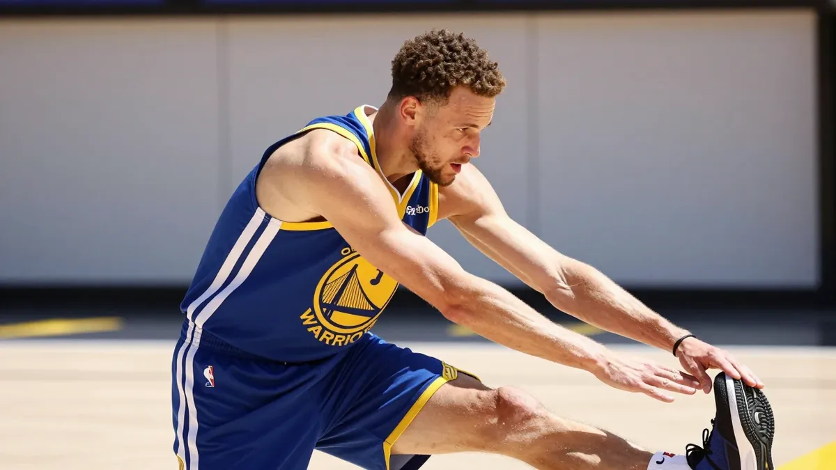 Golden State Warriors Fall to LA Clippers in Preseason Tune-Up