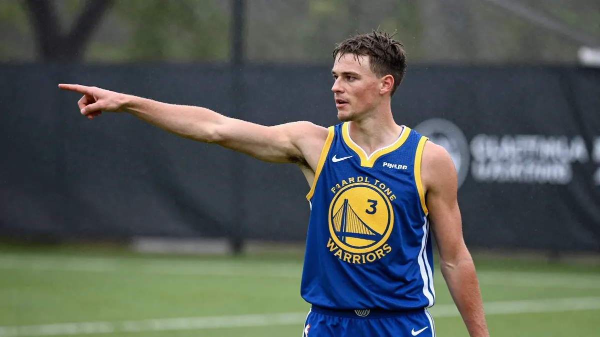 Steve Kerr pushes Yaxel Lendeborg for more aggression after Warriors debut